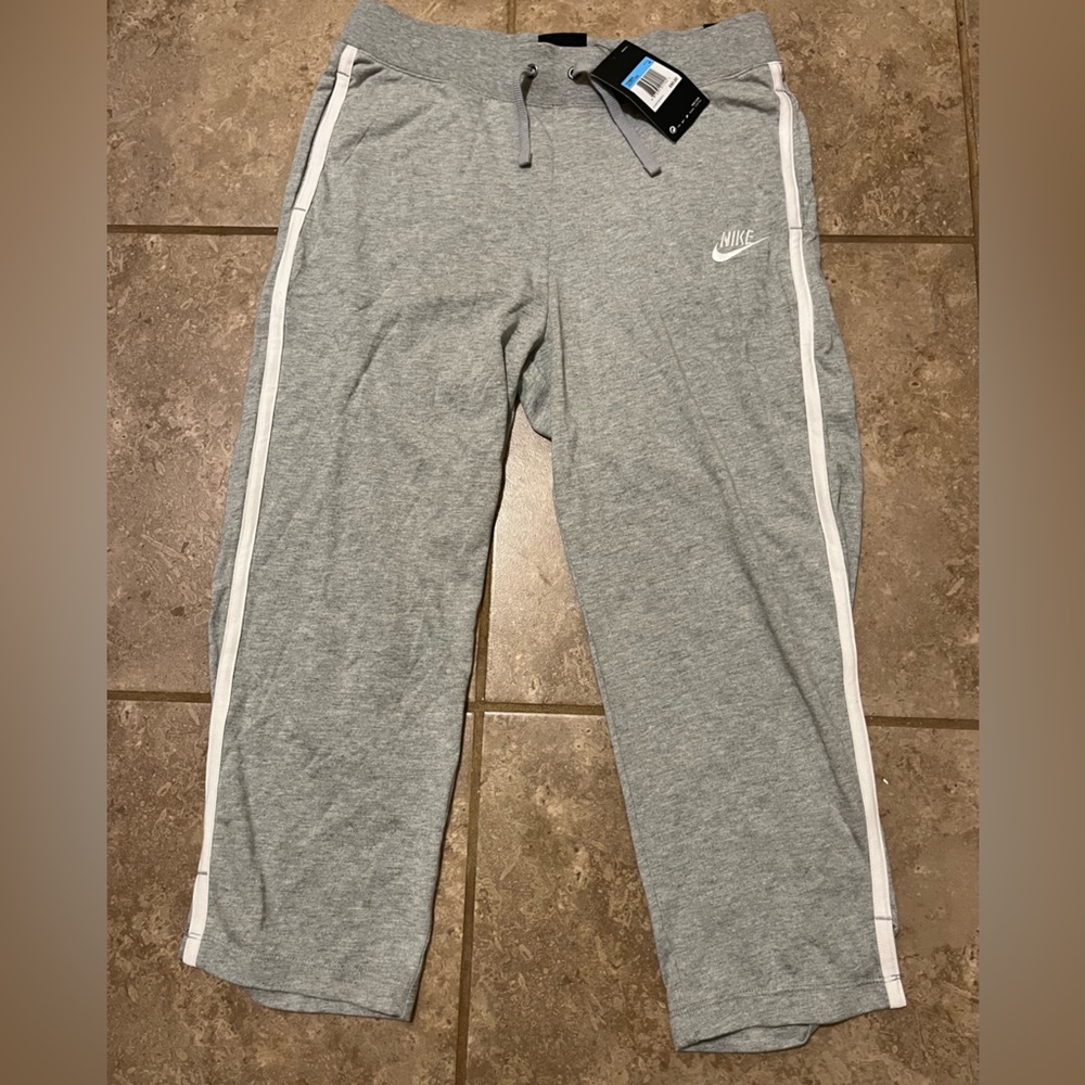 NWT Nike Cropped Grey Sweats